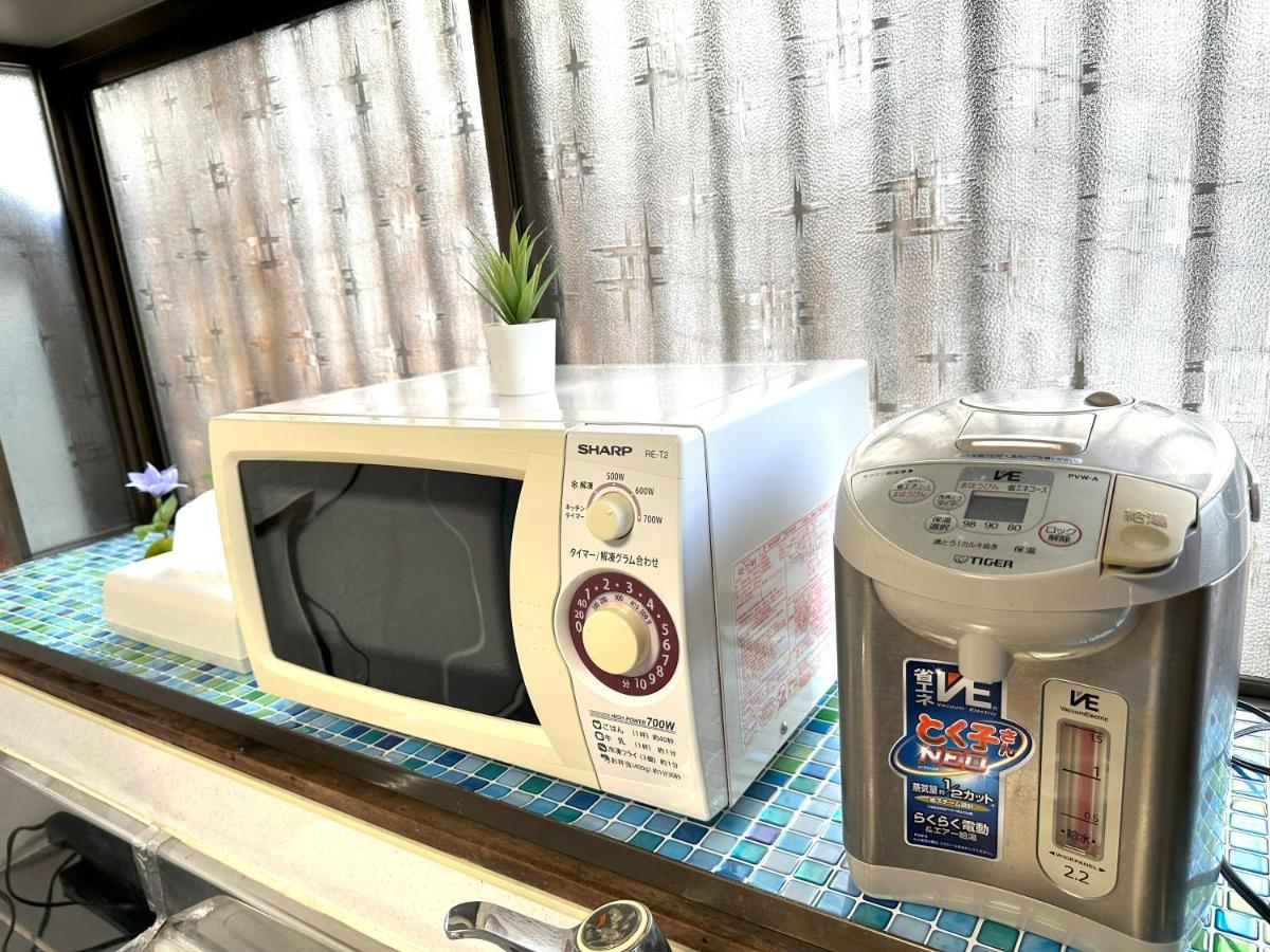 Appartement 4 Minute Walk From The Station,usj33min Kix48min Namba10min, Convenience Store, Coin Laundry, Public Bath, 1 Minute Walk Kitakagaya , 6 Ppl, Near Namba To 10min,駅近徒歩4分一軒家貸切北加賀屋駅からなんば駅まで10分